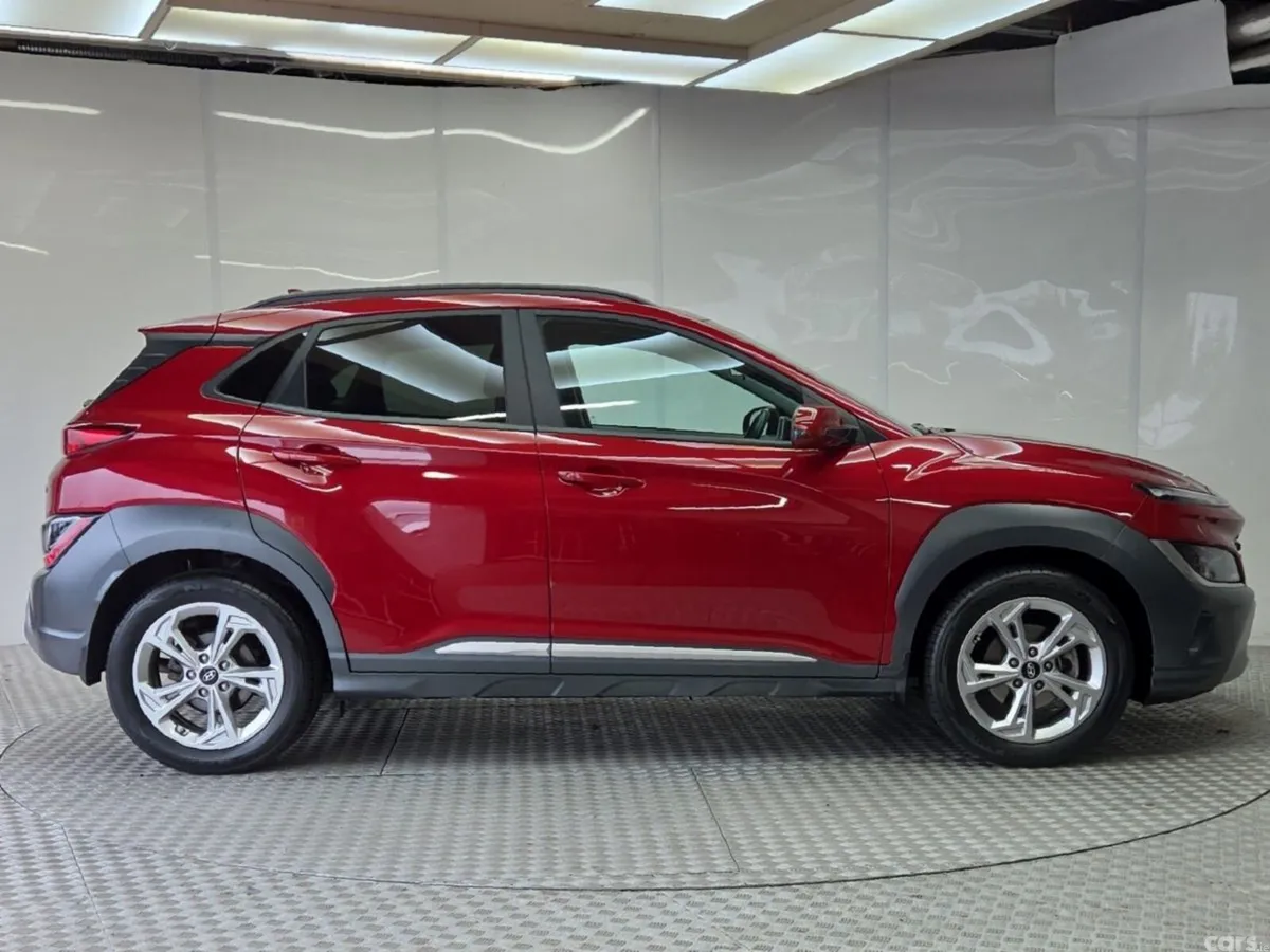 Hyundai KONA MPV, Petrol, 2023, Red