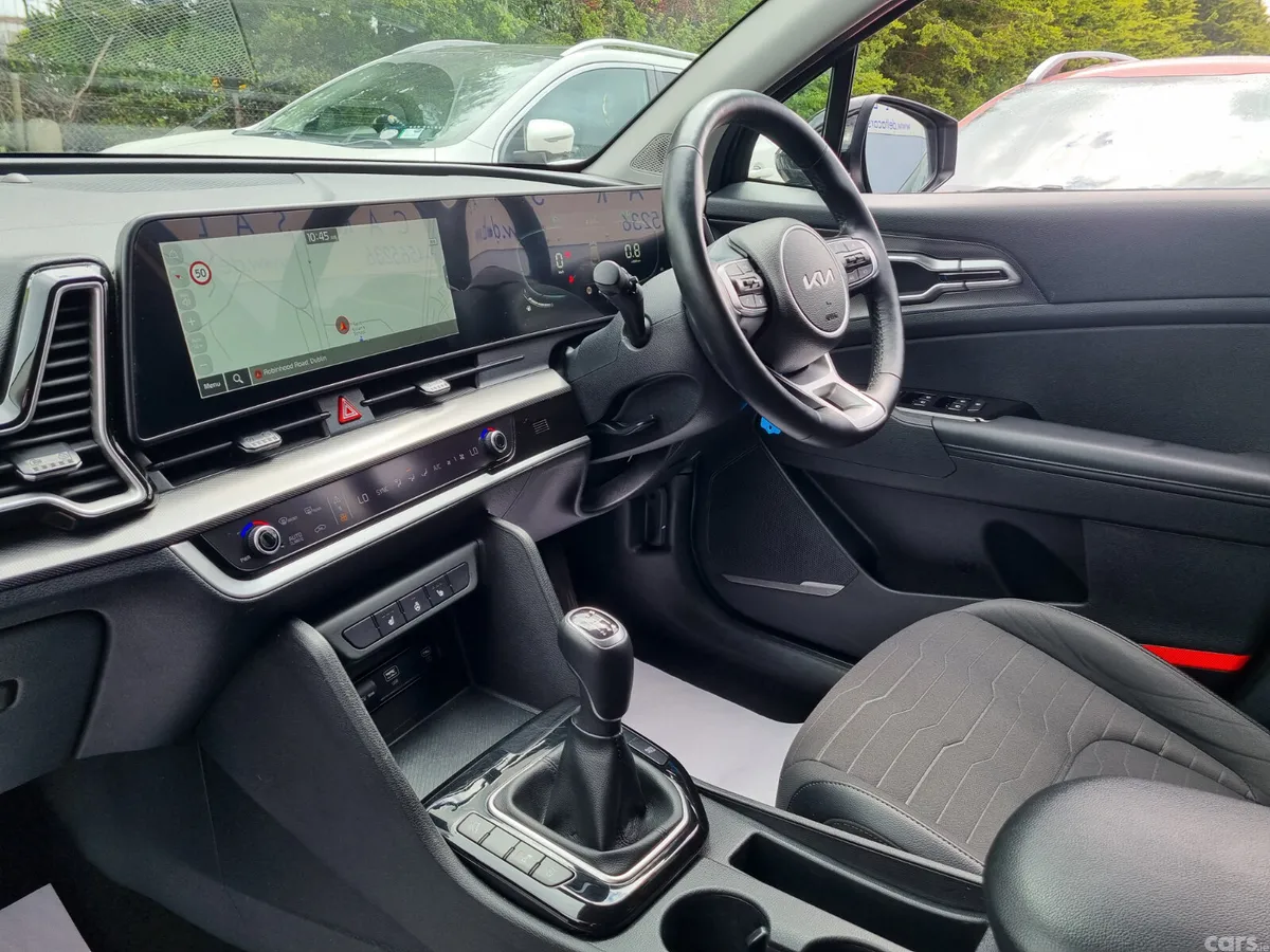 Kia Sportage SUV, Diesel Hybrid, 2023, Black