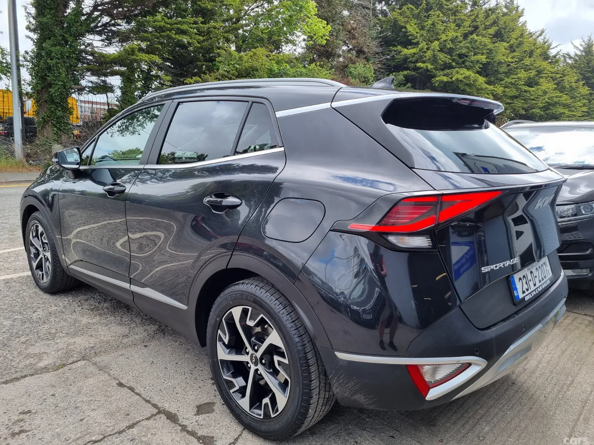 Kia Sportage SUV, Diesel Hybrid, 2023, Black
