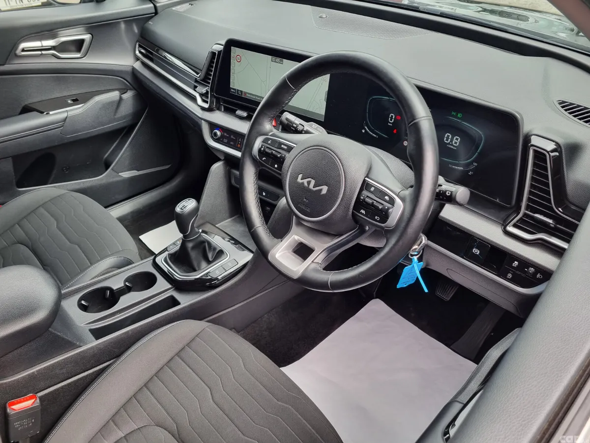 Kia Sportage SUV, Diesel Hybrid, 2023, Black