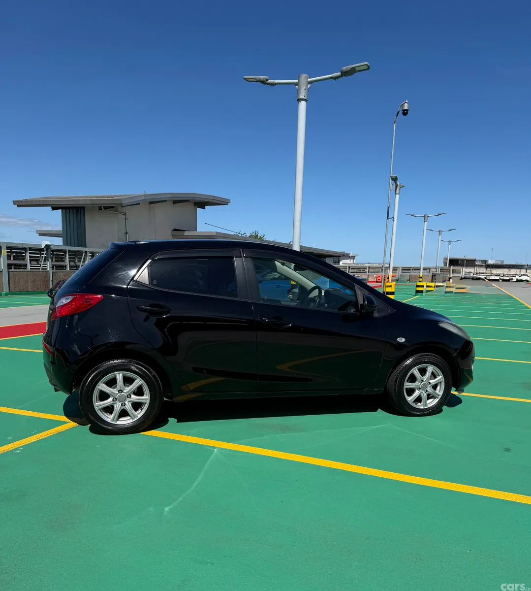 Mazda Demio Hatchback, Petrol, 2012, Black