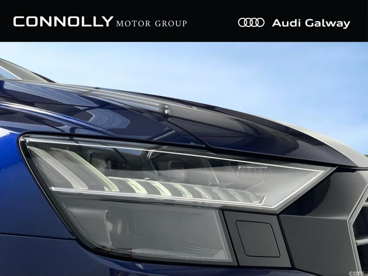 Audi Q8 Hatchback, Diesel, 2022, Blue