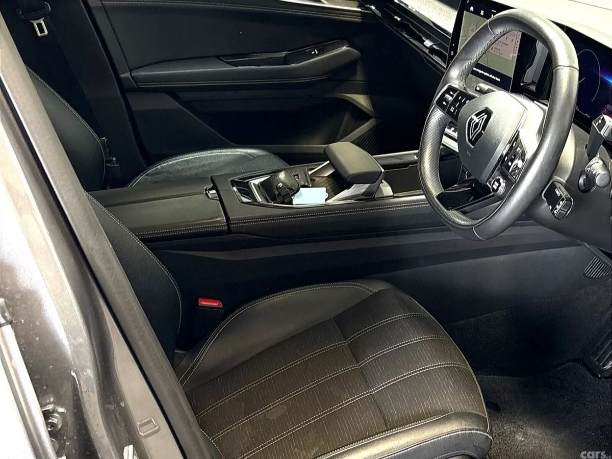 Renault Austral SUV, Petrol, 2024, Grey
