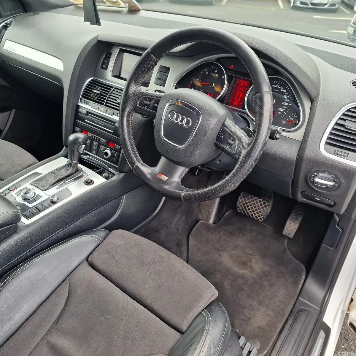 Audi Q7 SUV, Diesel, 2011, White