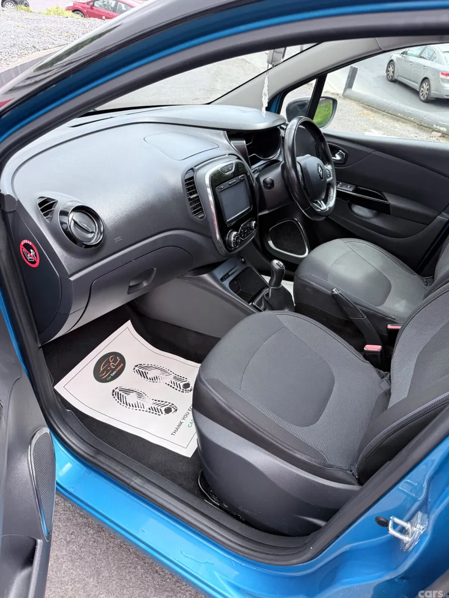 Renault Captur SUV, Petrol, 2016, Blue
