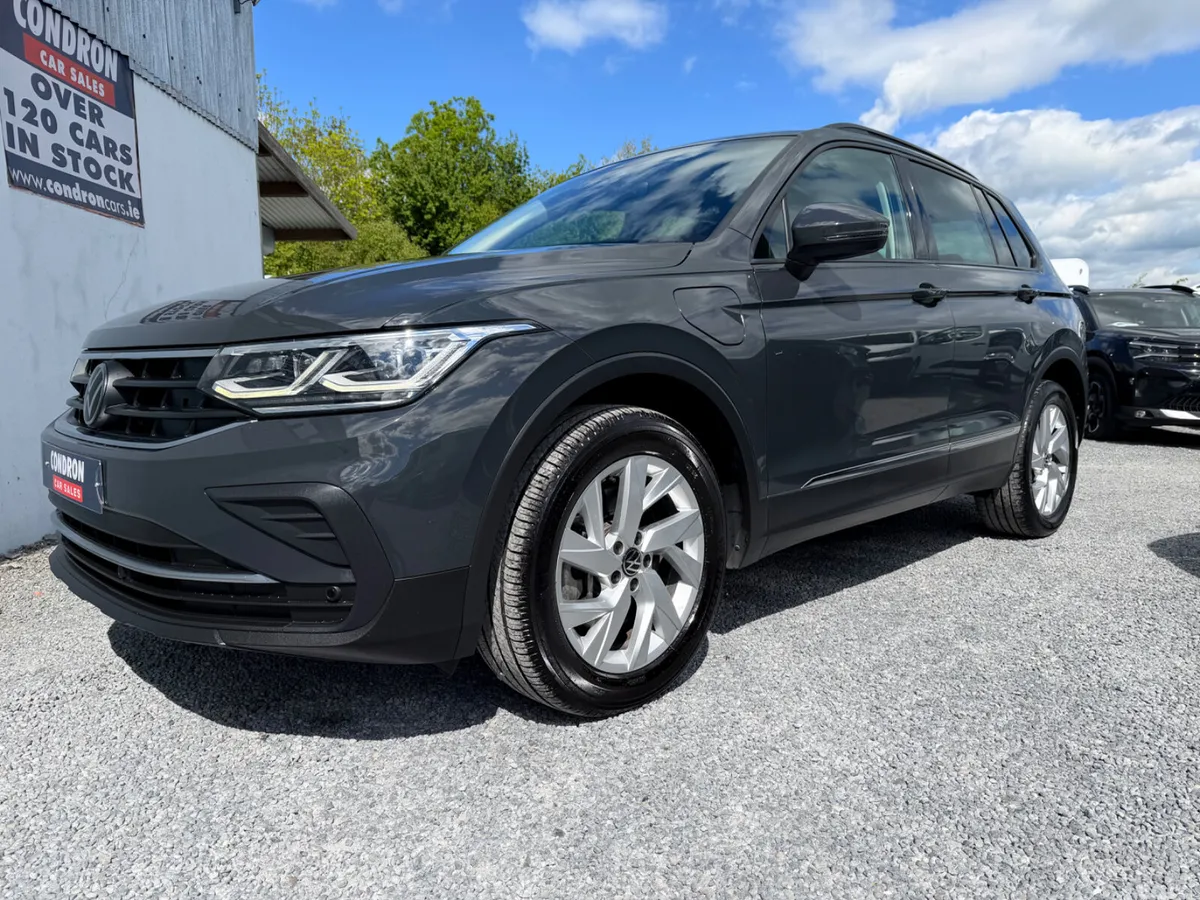 Volkswagen Tiguan SUV, Petrol Plug-in Hybrid, 2024, Grey