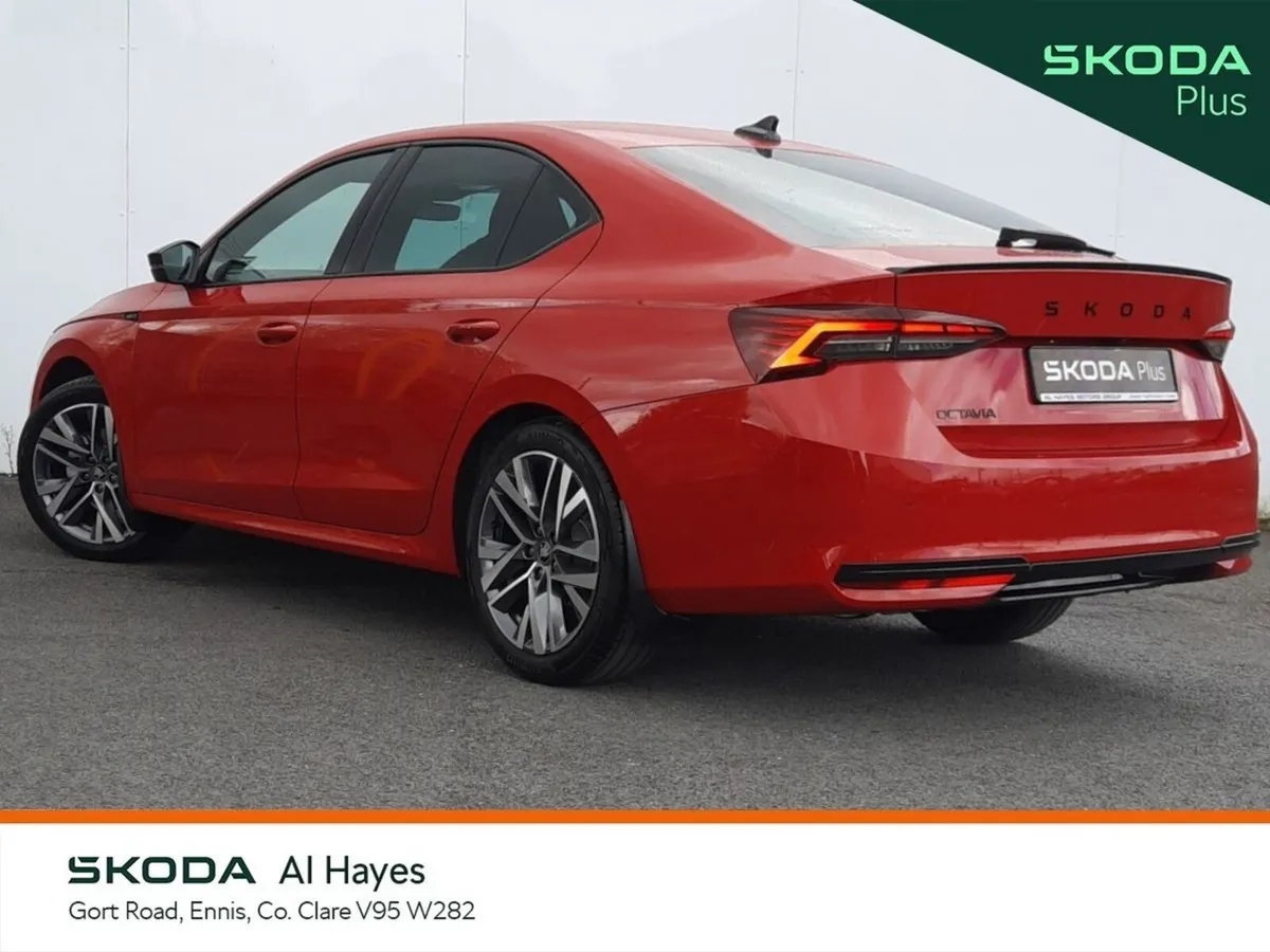 Skoda Octavia Saloon, Diesel, 2026, Red