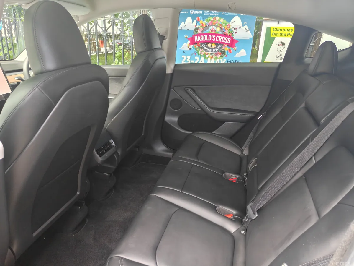 Tesla Model Y MPV, Electric, 2024, Black