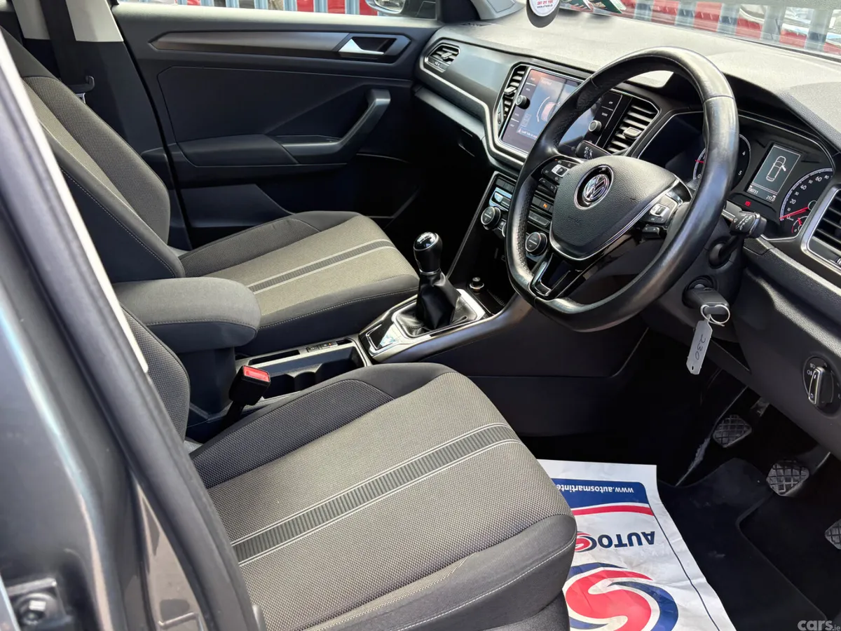 Volkswagen T-Roc SUV, Diesel, 2019, Grey