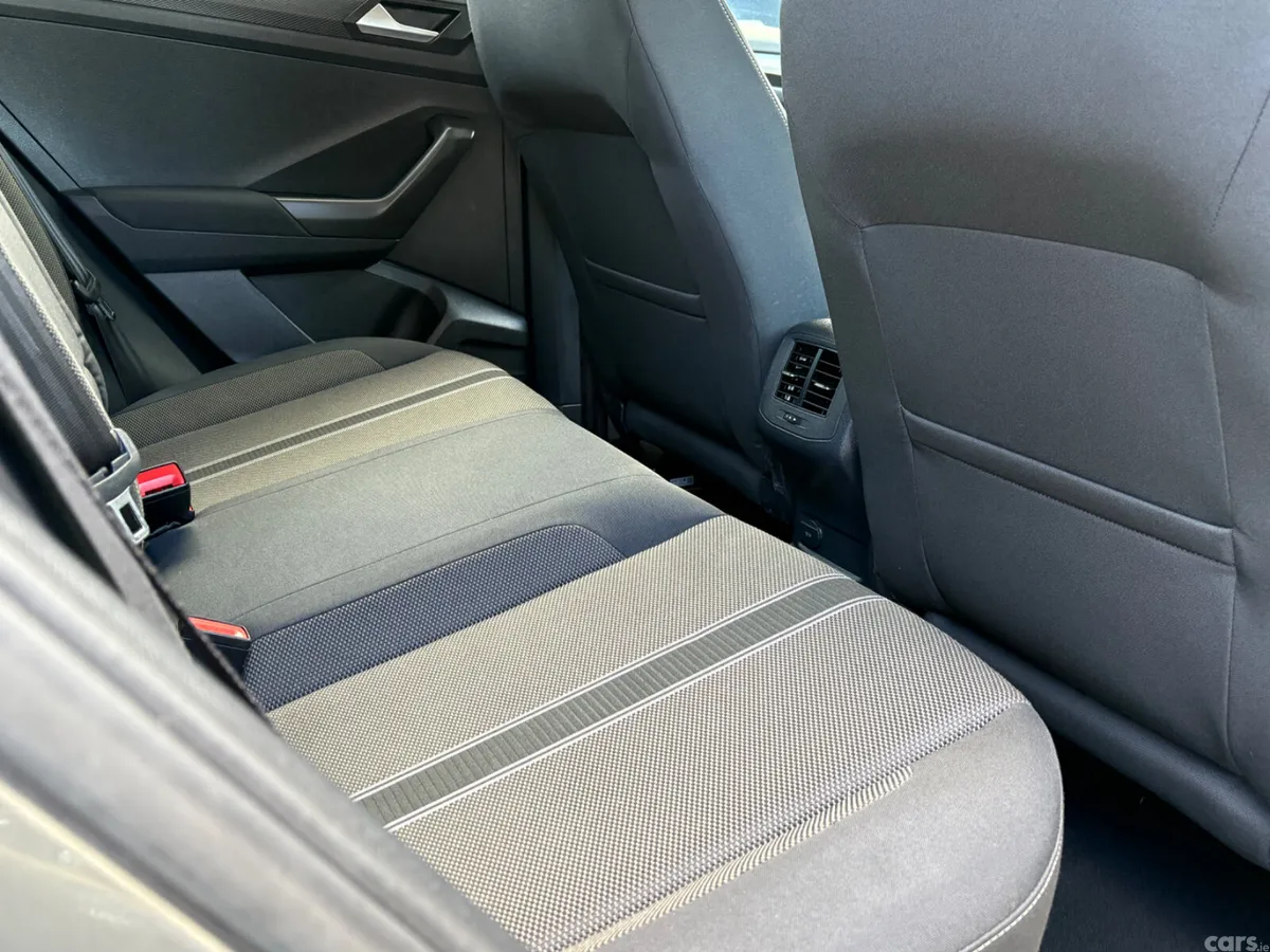 Volkswagen T-Roc SUV, Diesel, 2019, Grey