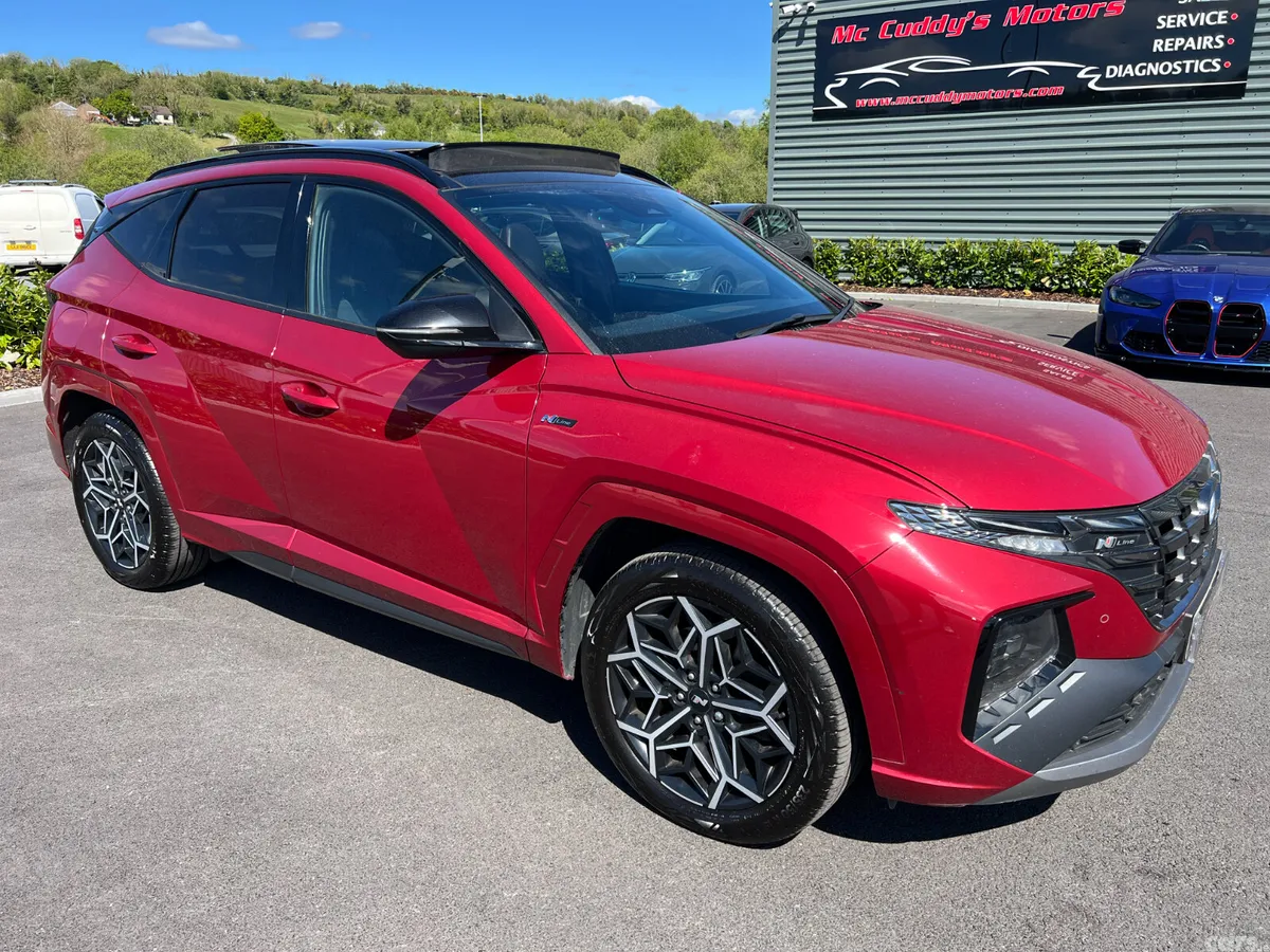 Hyundai Tucson SUV, Petrol Plug-in Hybrid, 2023, Red