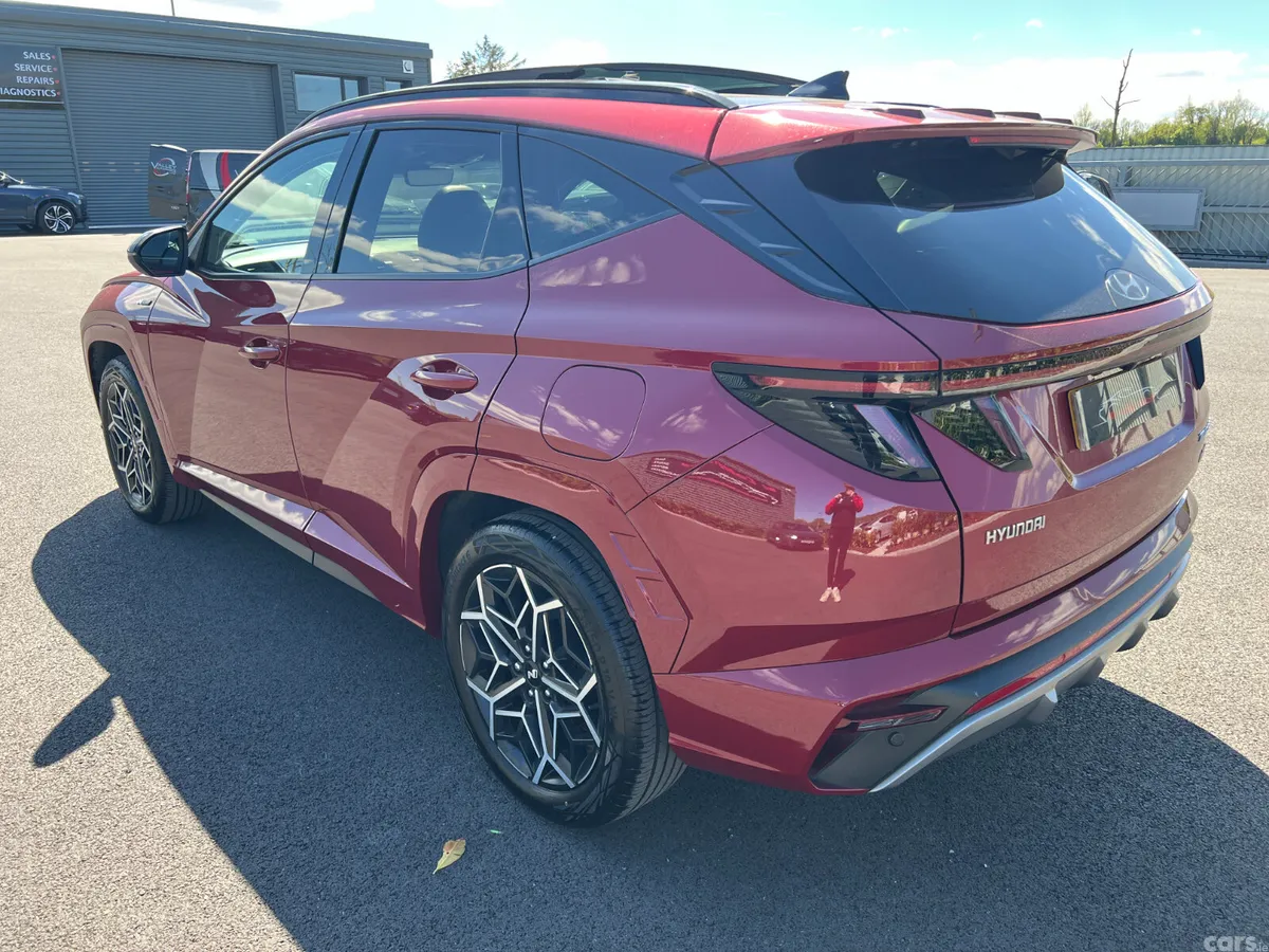Hyundai Tucson SUV, Petrol Plug-in Hybrid, 2023, Red