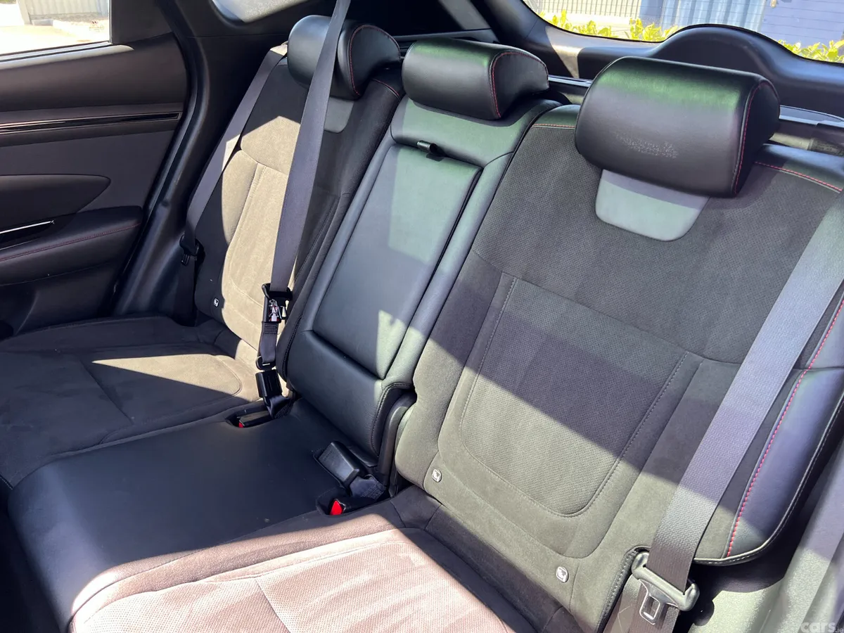 Hyundai Tucson SUV, Petrol Plug-in Hybrid, 2023, Red