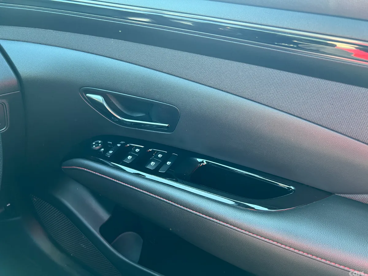 Hyundai Tucson SUV, Petrol Plug-in Hybrid, 2023, Red
