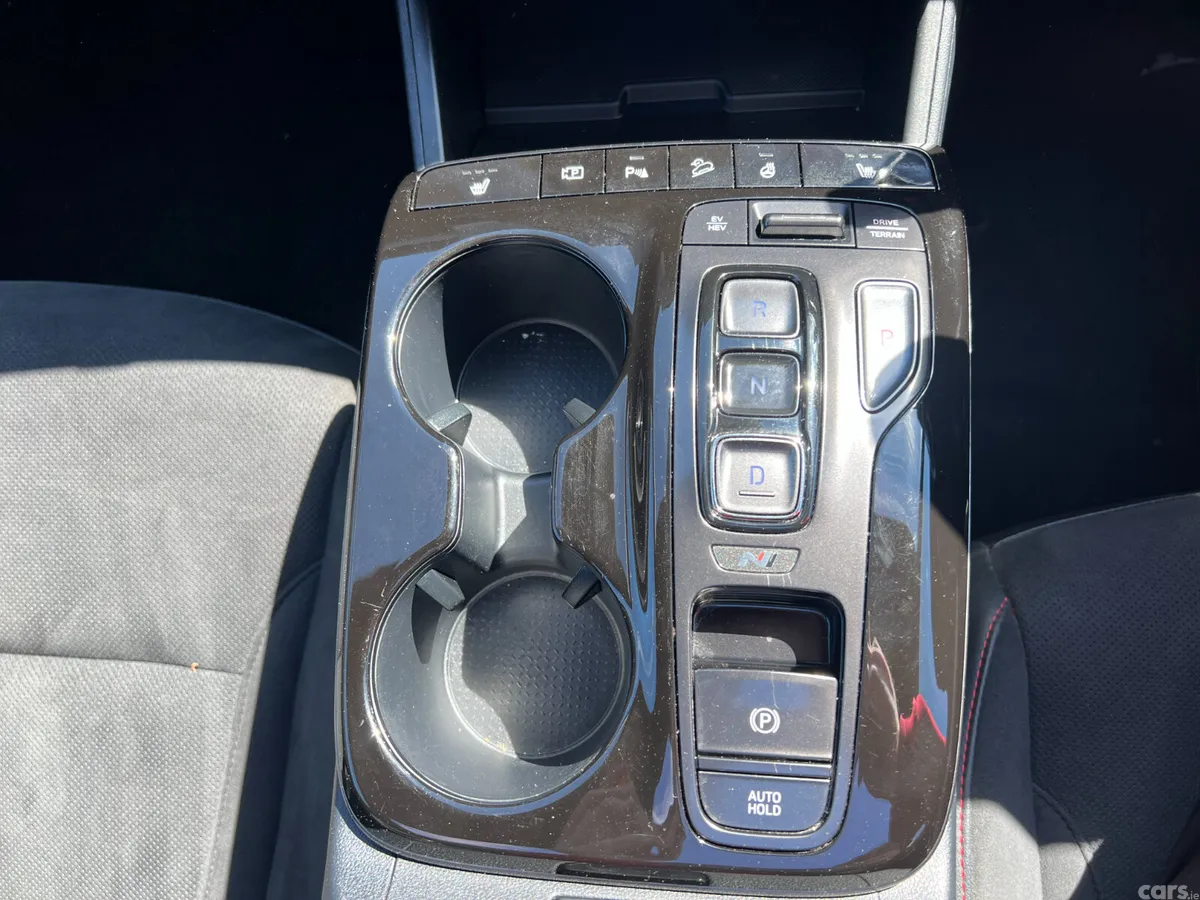 Hyundai Tucson SUV, Petrol Plug-in Hybrid, 2023, Red