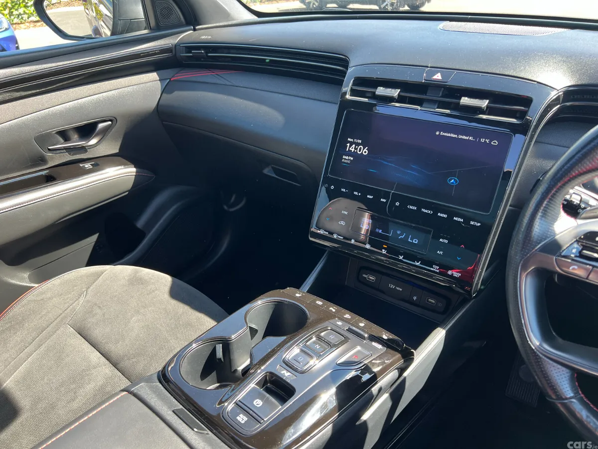 Hyundai Tucson SUV, Petrol Plug-in Hybrid, 2023, Red