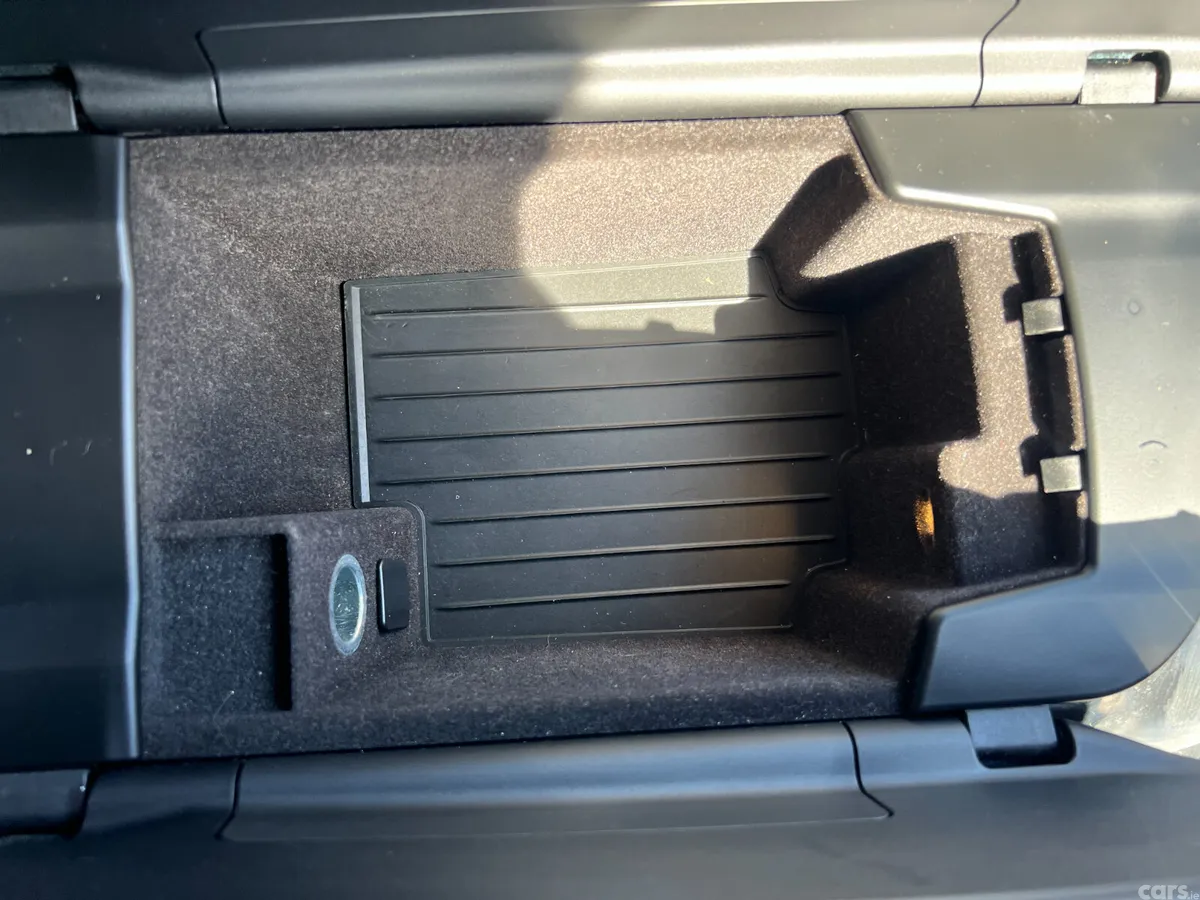BMW 5-Series Saloon, Petrol Plug-in Hybrid, 2018, Blue