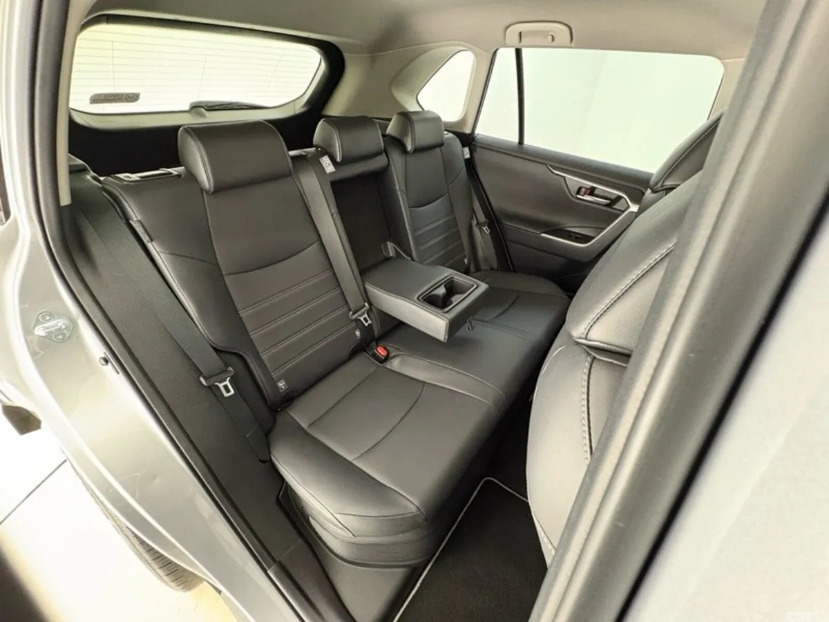 Toyota RAV4 SUV, Petrol Hybrid, 2022, Silver