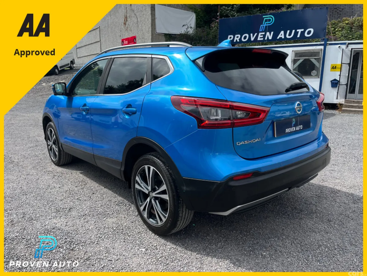 Nissan Qashqai SUV, Diesel, 2017, Blue