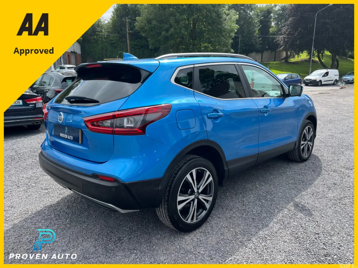 Nissan Qashqai SUV, Diesel, 2017, Blue