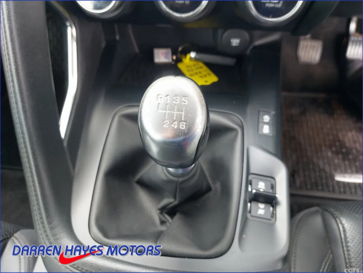 Jaguar E-Pace Estate, Diesel, 2019, White