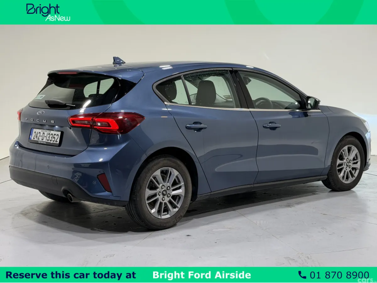 Ford Focus Hatchback, Diesel, 2024, Blue