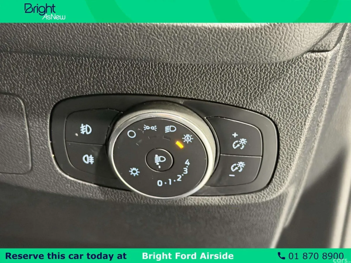 Ford Focus Hatchback, Diesel, 2024, Blue