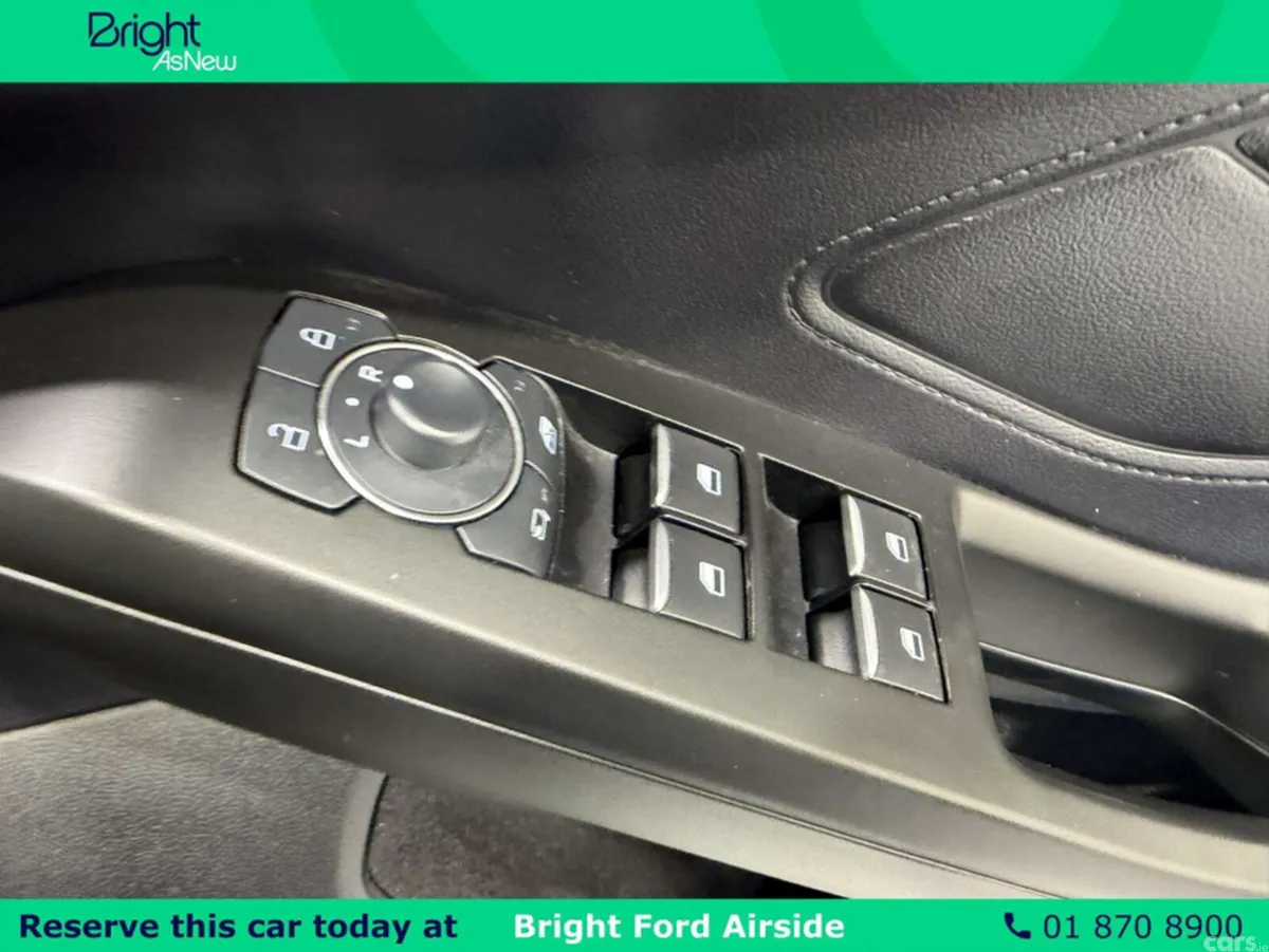 Ford Focus Hatchback, Diesel, 2024, Blue