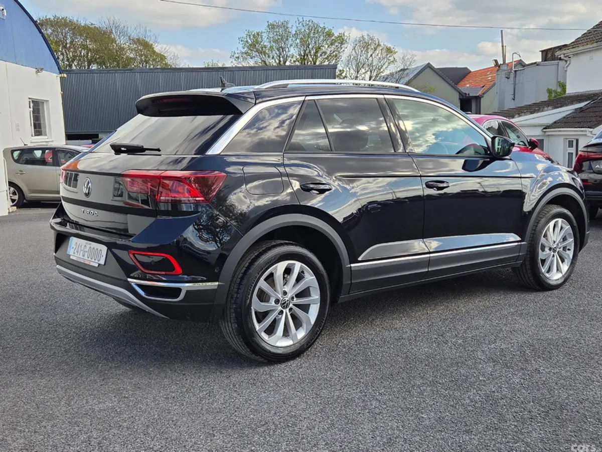 Volkswagen T-Roc SUV, Diesel, 2024, Black