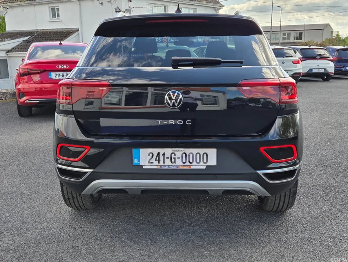 Volkswagen T-Roc SUV, Diesel, 2024, Black