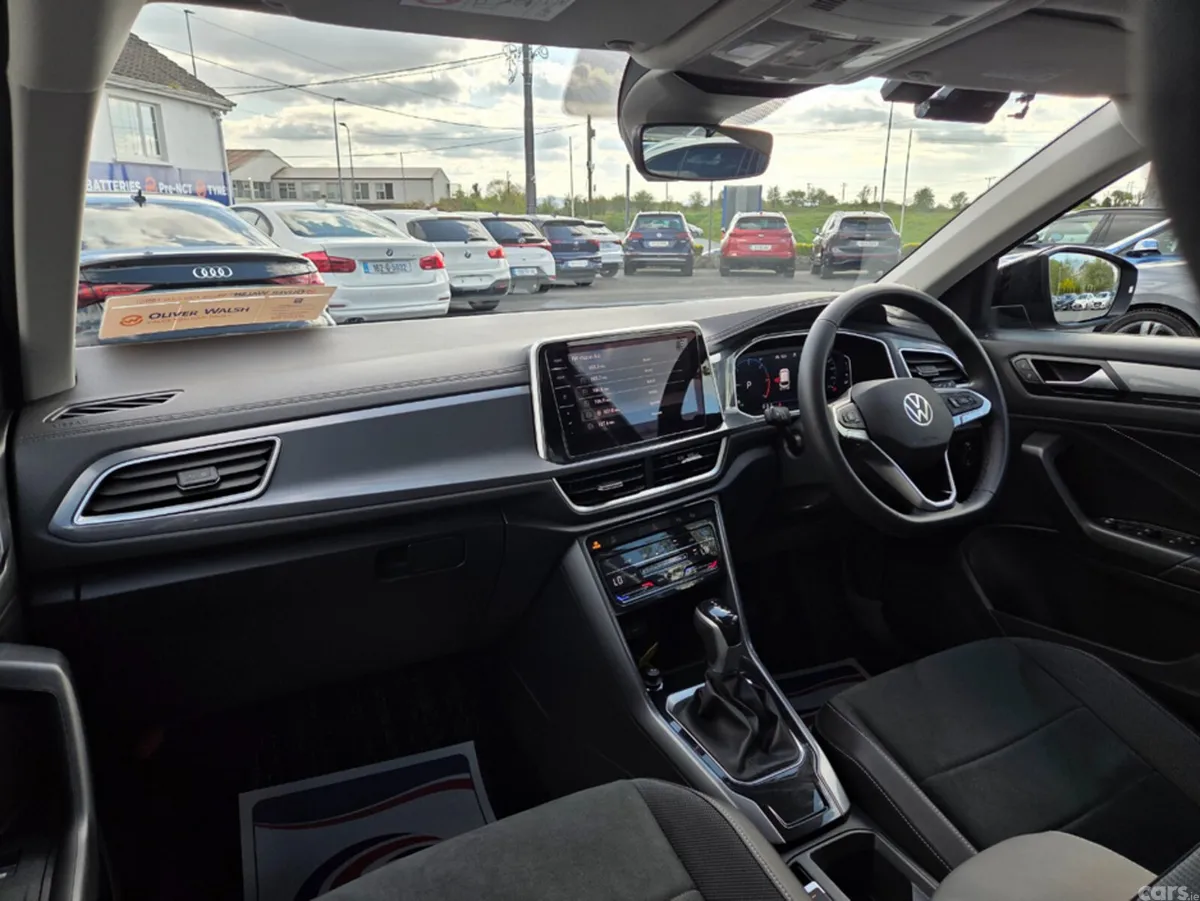Volkswagen T-Roc SUV, Diesel, 2024, Black