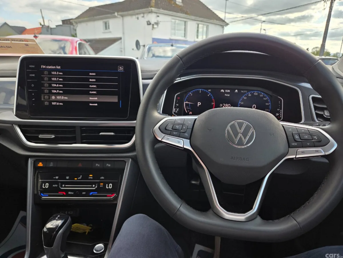 Volkswagen T-Roc SUV, Diesel, 2024, Black