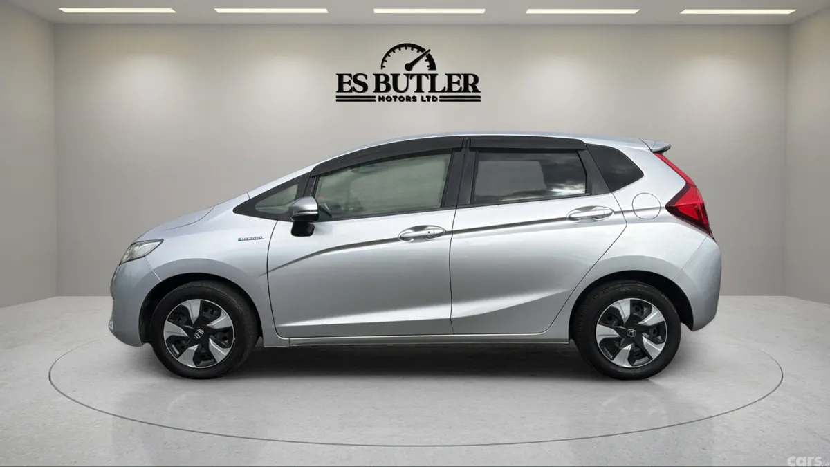 Honda Fit Hatchback, Petrol Hybrid, 2016, Silver