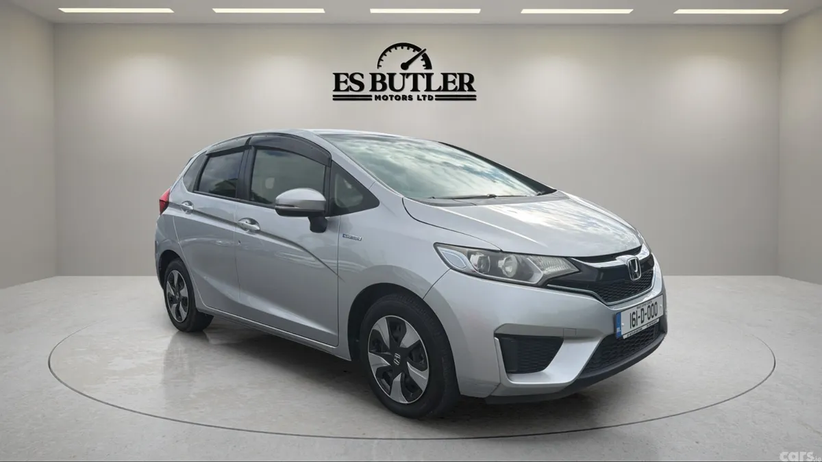 Honda Fit Hatchback, Petrol Hybrid, 2016, Silver