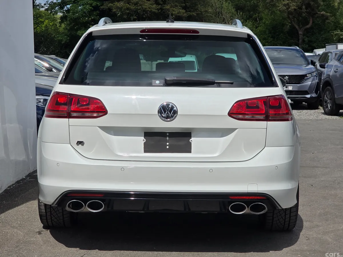 Volkswagen Golf Estate, Petrol, 2016, White