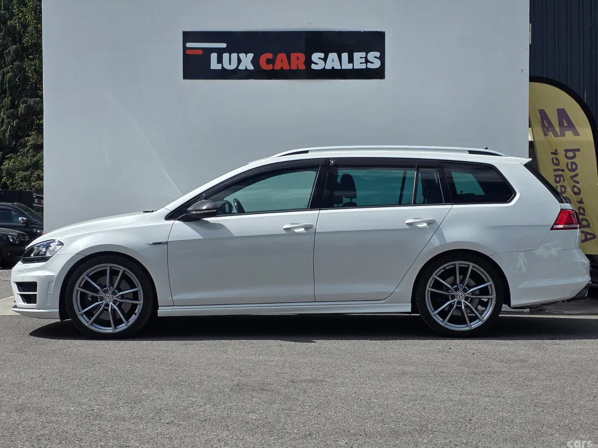 Volkswagen Golf Estate, Petrol, 2016, White