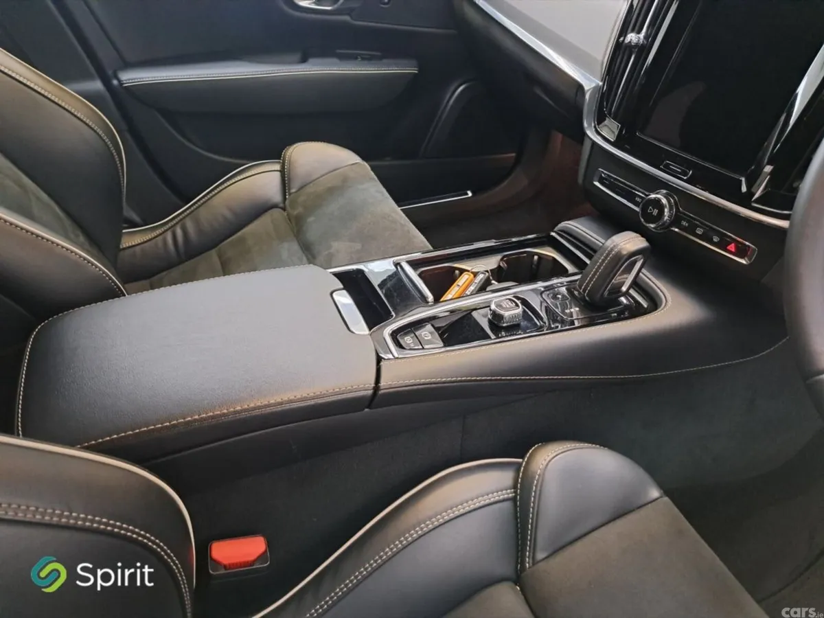 Volvo S90 Saloon, Petrol Plug-in Hybrid, 2022, Grey
