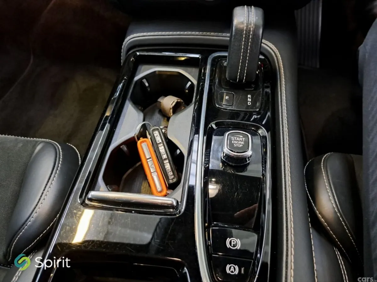 Volvo S90 Saloon, Petrol Plug-in Hybrid, 2022, Grey