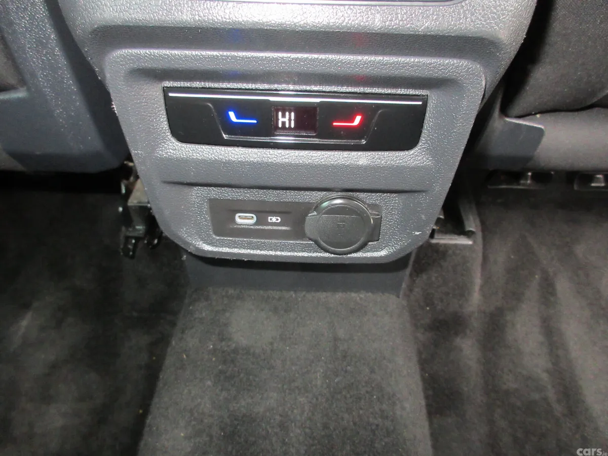 Volkswagen Tiguan SUV, Petrol Hybrid, 2022, Grey