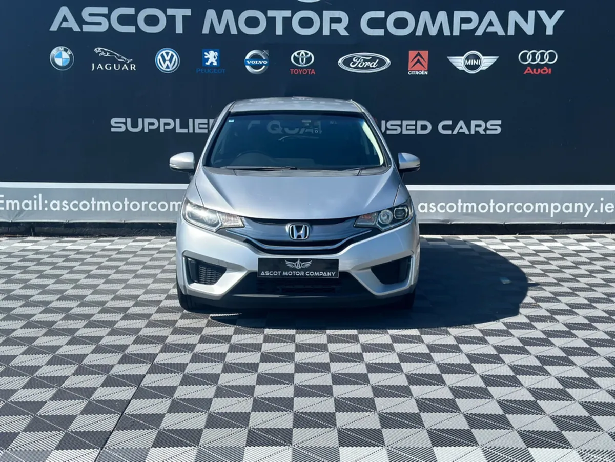 Honda Fit Hatchback, Petrol Hybrid, 2015, Silver