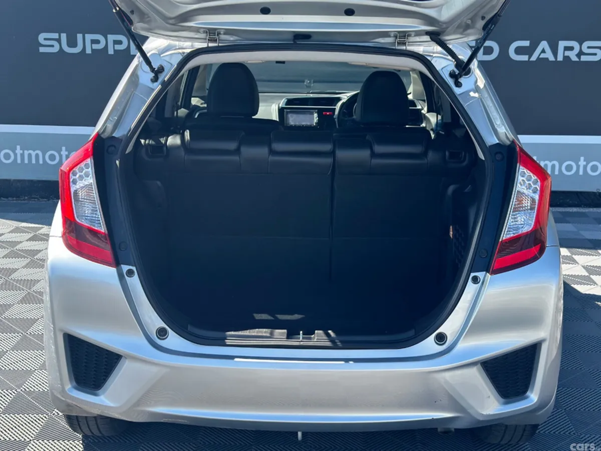Honda Fit Hatchback, Petrol Hybrid, 2015, Silver