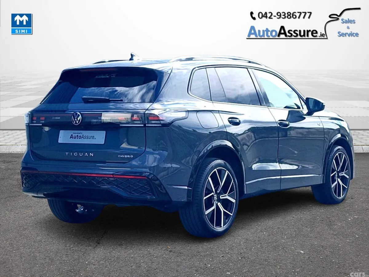 Volkswagen Tiguan Estate, Petrol Hybrid, 2025, Grey