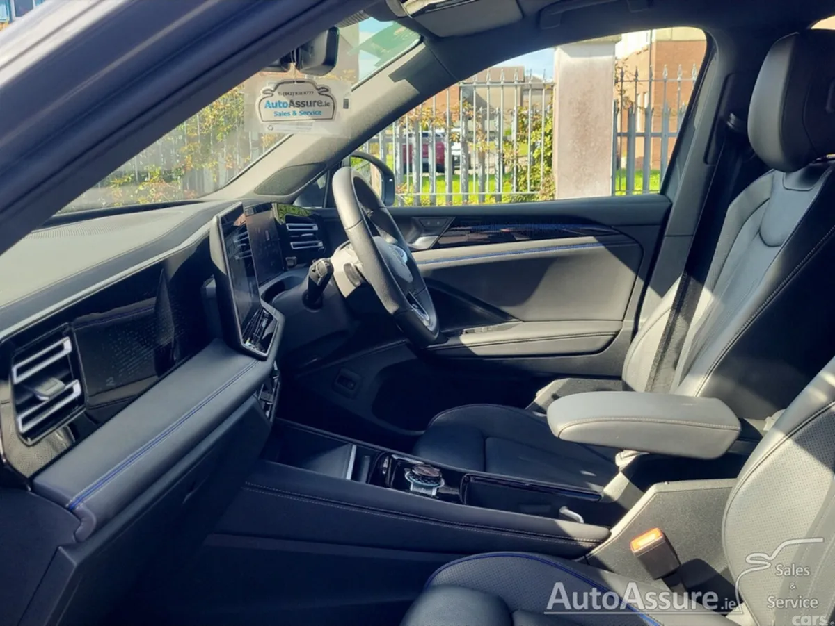 Volkswagen Tiguan Estate, Petrol Hybrid, 2025, Grey