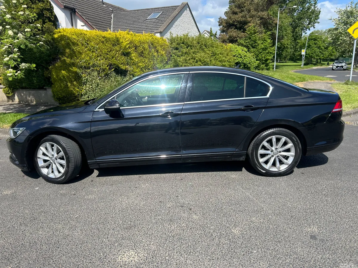Volkswagen Passat Saloon, Diesel, 2019, Black