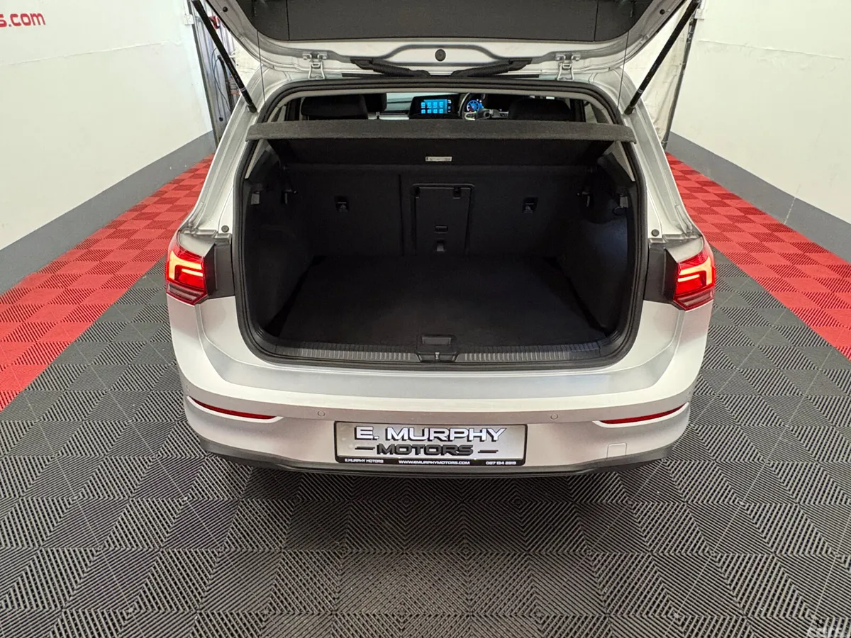 Volkswagen Golf Hatchback, Diesel, 2022, Silver