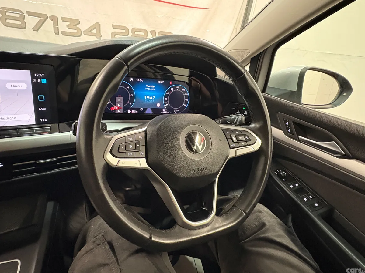 Volkswagen Golf Hatchback, Diesel, 2022, Silver