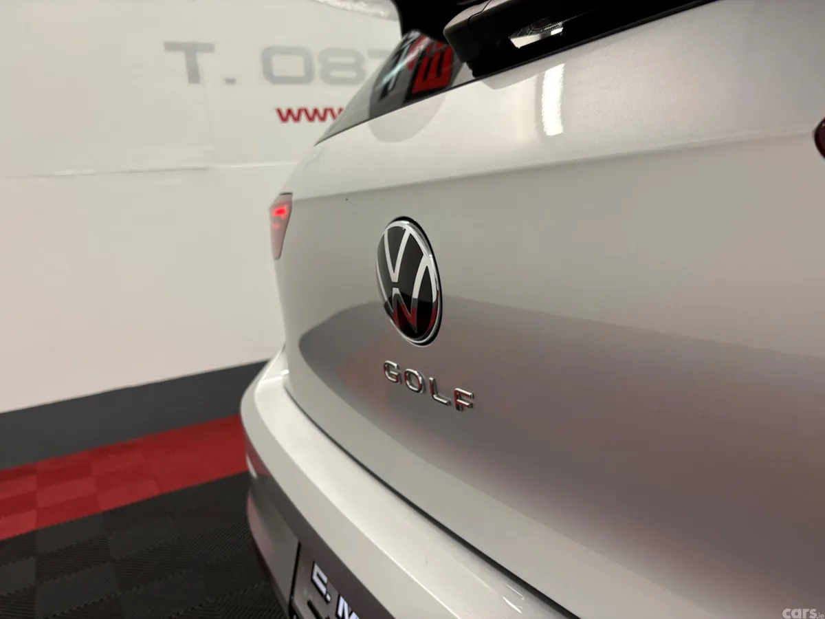 Volkswagen Golf Hatchback, Diesel, 2022, Silver