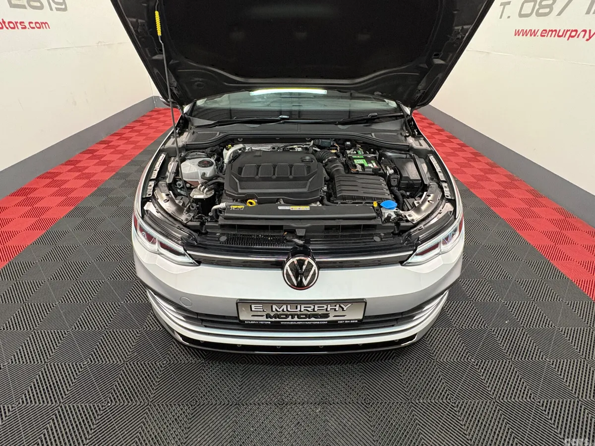 Volkswagen Golf Hatchback, Diesel, 2022, Silver