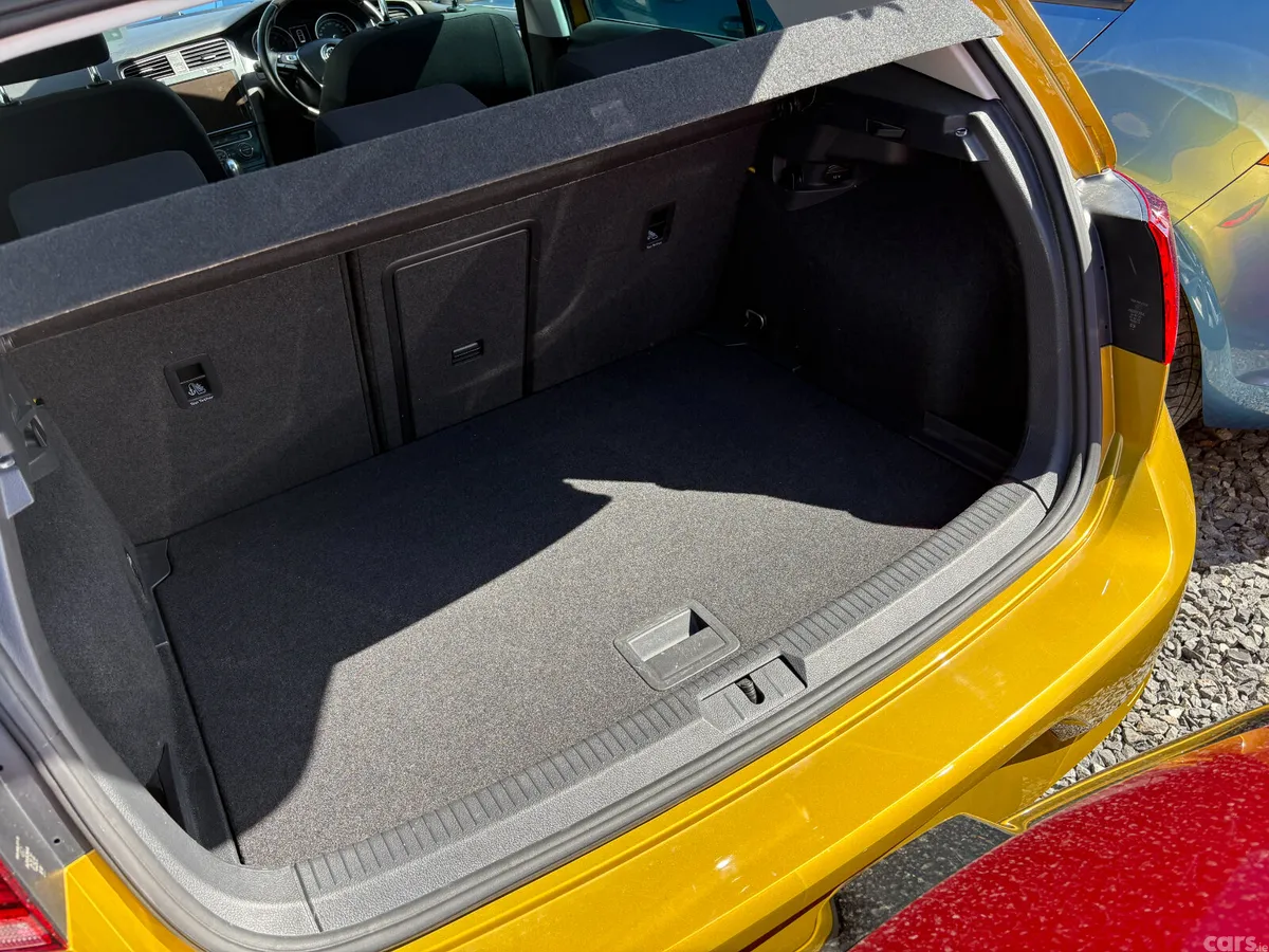 Volkswagen Golf Hatchback, Petrol, 2017, Gold