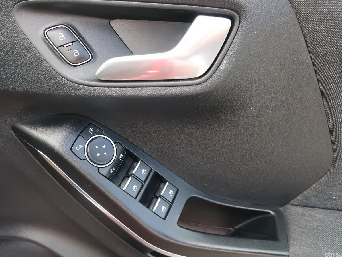 Ford Puma MPV, Petrol Hybrid, 2021, Red